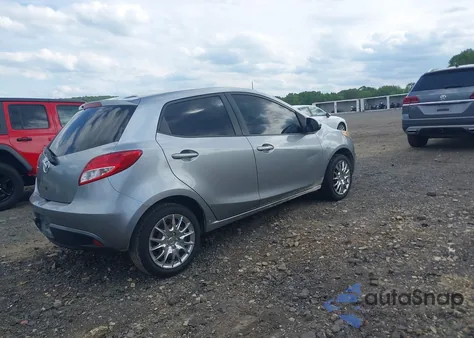 2013 Mazda Mazda2 Sport из США, поврежденный, VIN JM1DE1KZ1D0159846